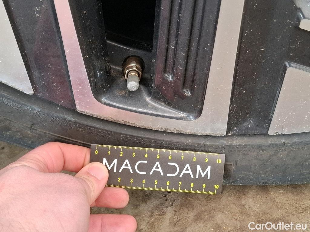  Hyundai  Konna HYUNDAI Kona / 2017 / 5P / SUV BEV 39KWH ELECTRIQUE 136CH BUSINESS #4