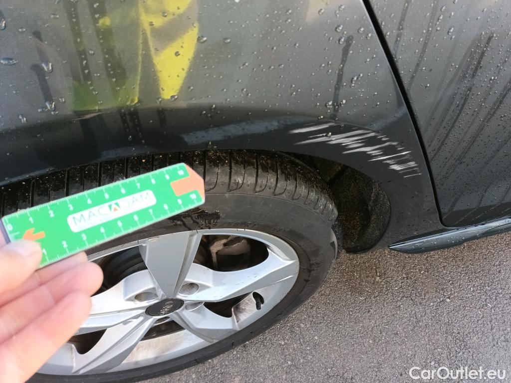  Audi  A4 AUDI  / 2019 / 5P / familiar Avant Advanced 35 TDI 120kW S tronic #6