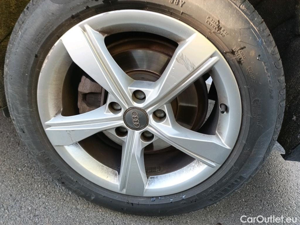  Audi  A4 AUDI  / 2019 / 5P / familiar Avant Advanced 35 TDI 120kW S tronic #13