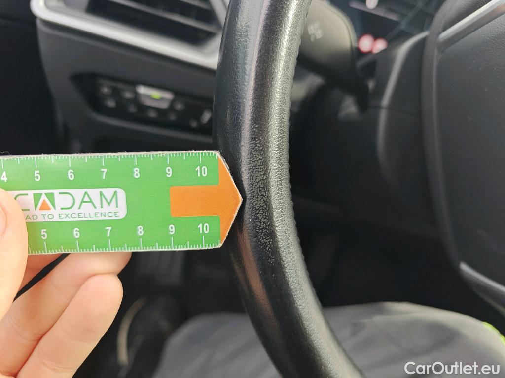  Bmw  Serie 3 BMW  / 2018 / 4P / sedán 318d Auto. #6