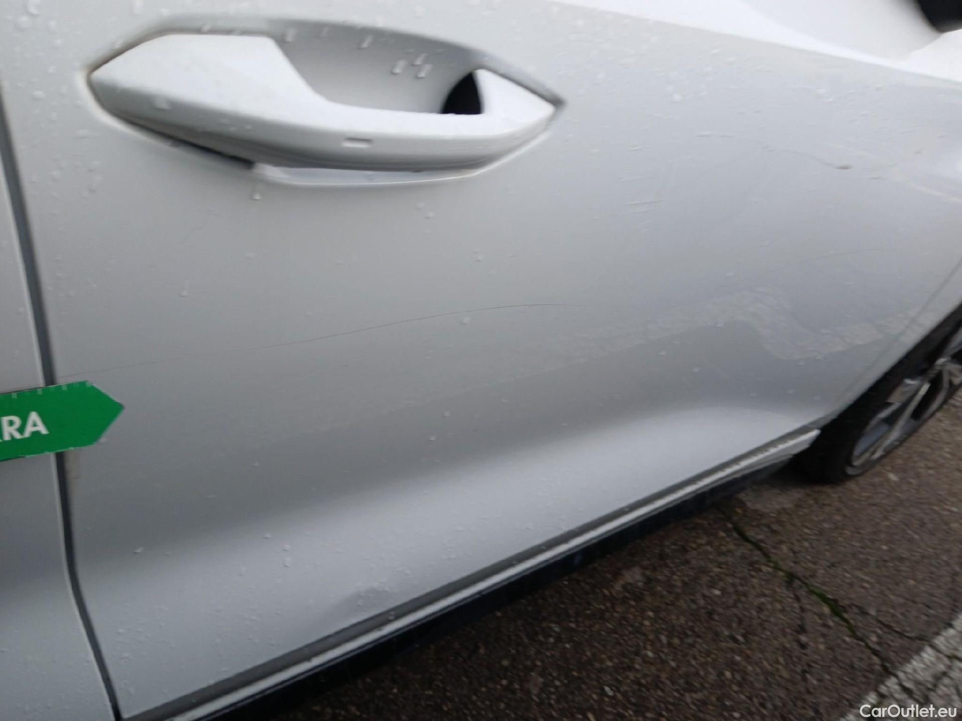  Audi  A3 AUDI  / 2020 / 5P / berlina con portón Sportback S line 40 TFSI e 150kW S tron #27