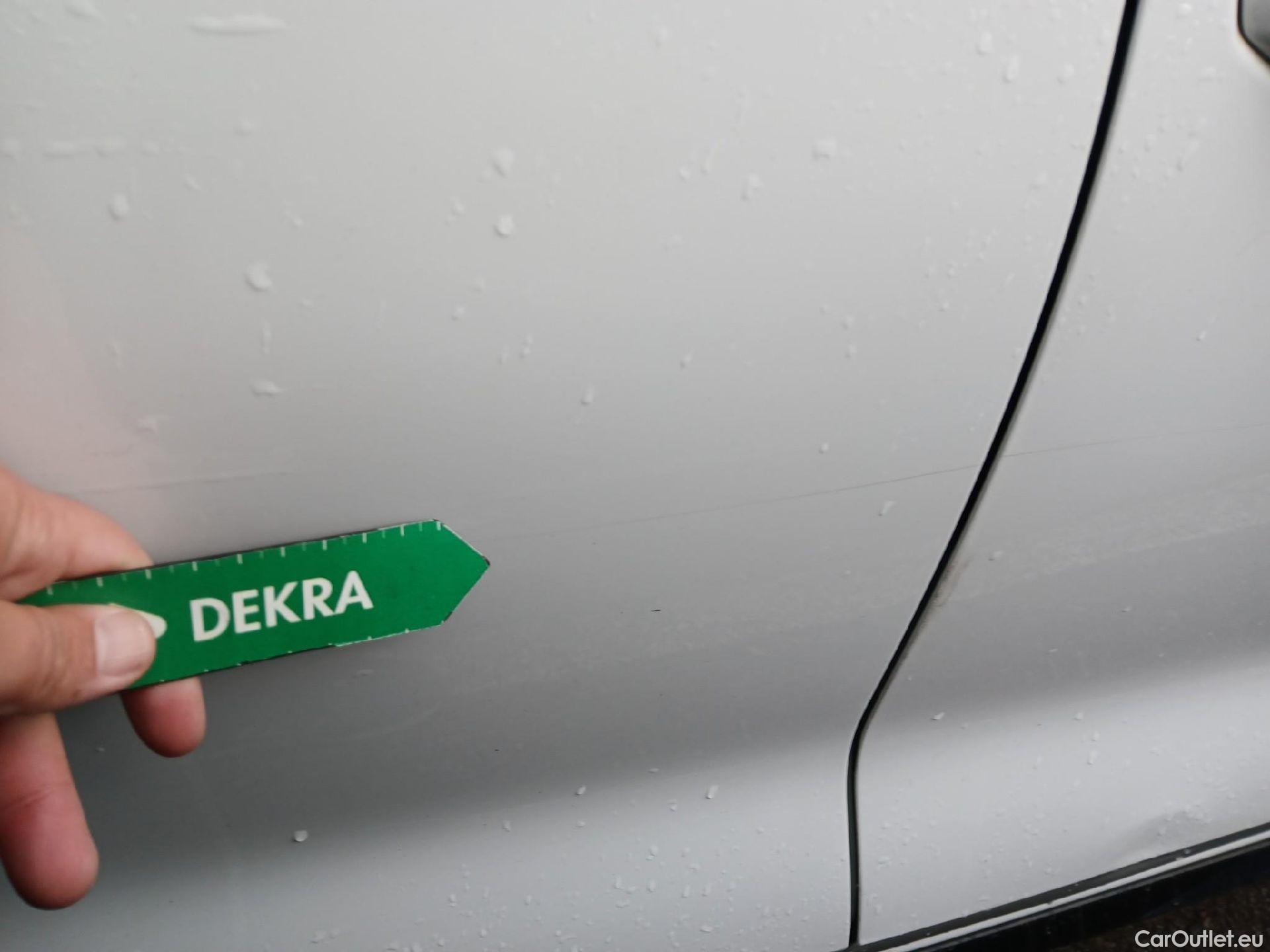  Audi  A3 AUDI  / 2020 / 5P / berlina con portón Sportback S line 40 TFSI e 150kW S tron #26