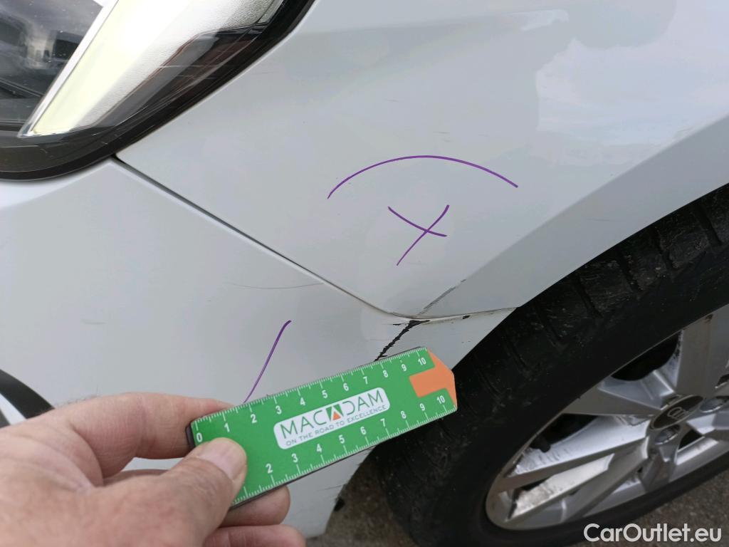  Audi  A1 Sportback AUDI A1 / 2018 / 5P / berlina con portón Sportback 30 TFSI 81kW (110CV) S tronic #6