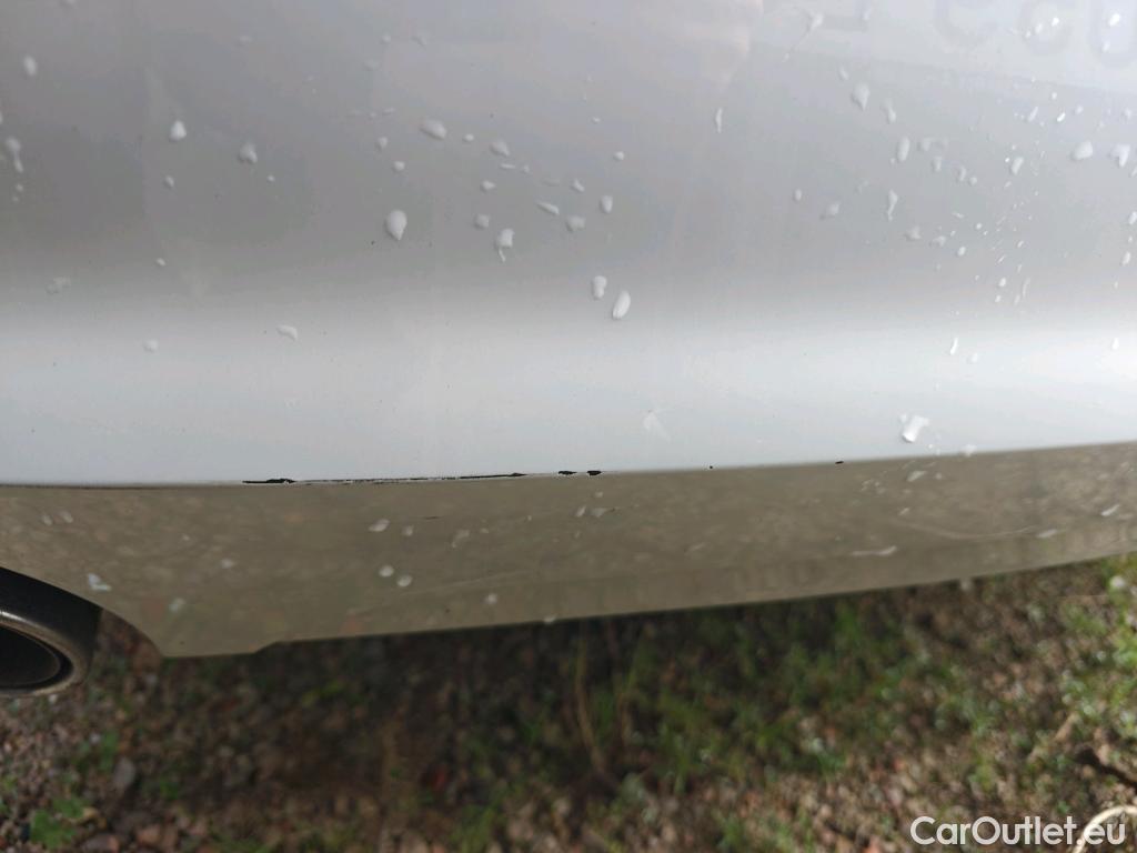  Bmw  Serie 3 BMW  / 2018 / 4P / sedán 318d Auto. #14