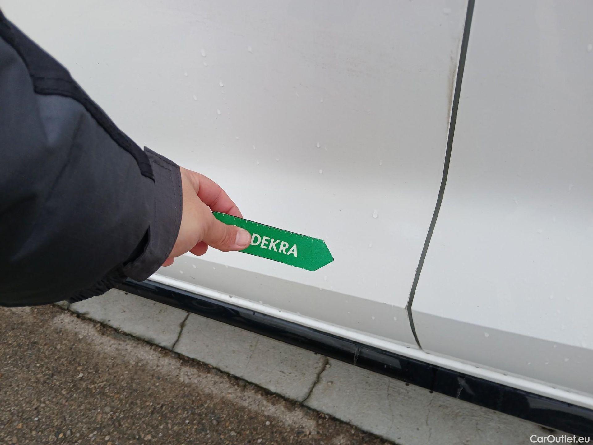  Audi  A3 AUDI  / 2020 / 5P / berlina con portón Sportback S line 40 TFSI e 150kW S tron #9