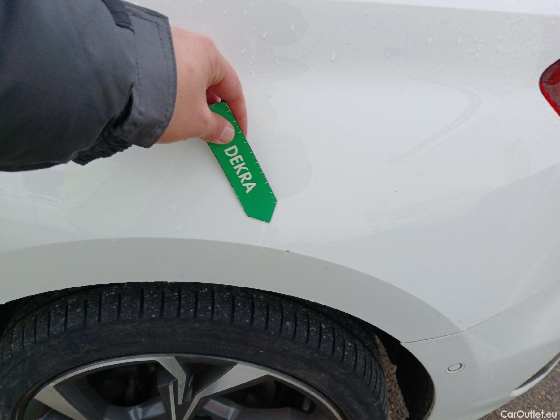  Audi  A3 AUDI  / 2020 / 5P / berlina con portón Sportback S line 40 TFSI e 150kW S tron #15