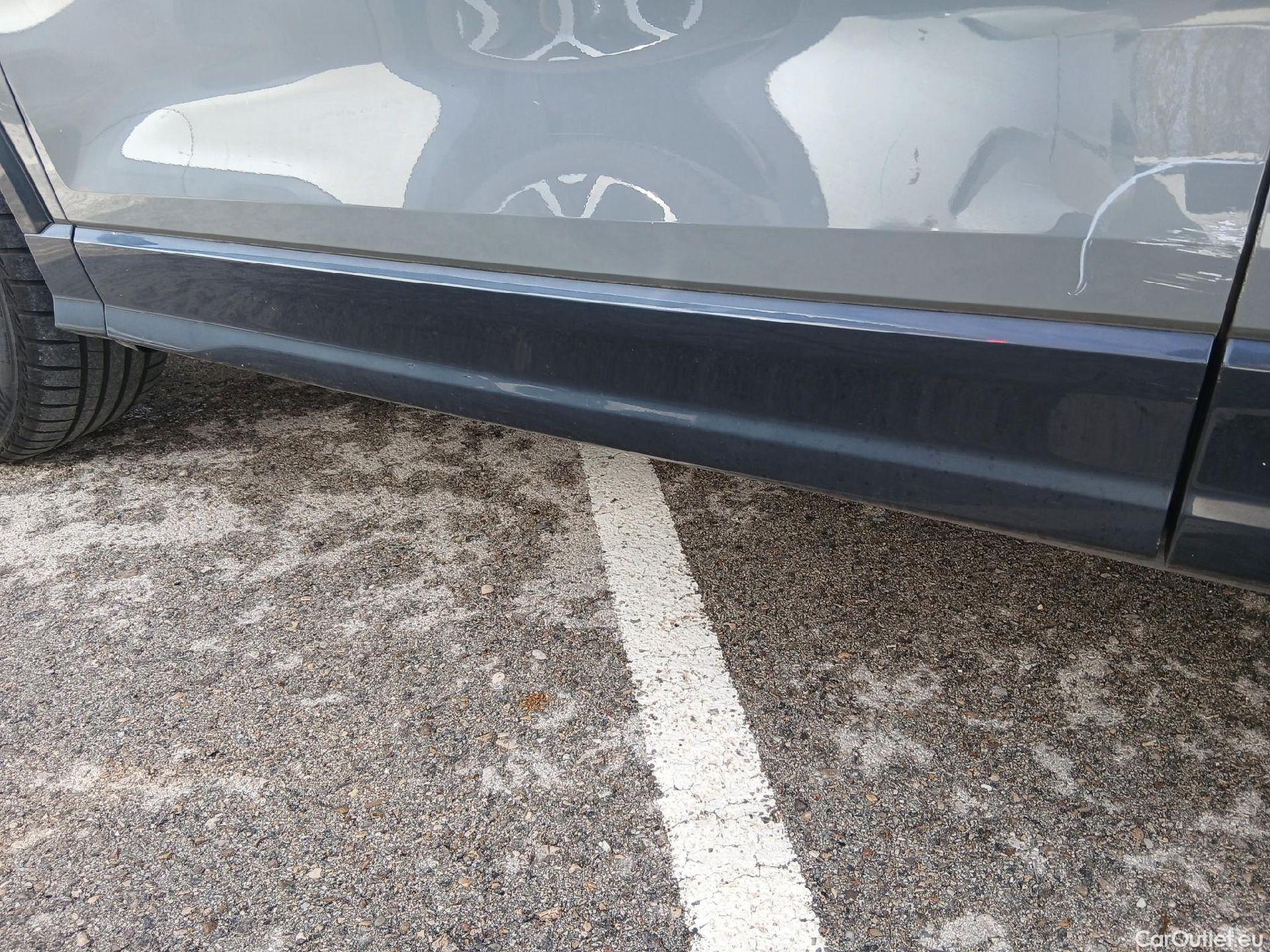  Audi  Q2 AUDI  / 2016 / 5P / todoterreno Design 30 TFSI 85kW (116CV) #17