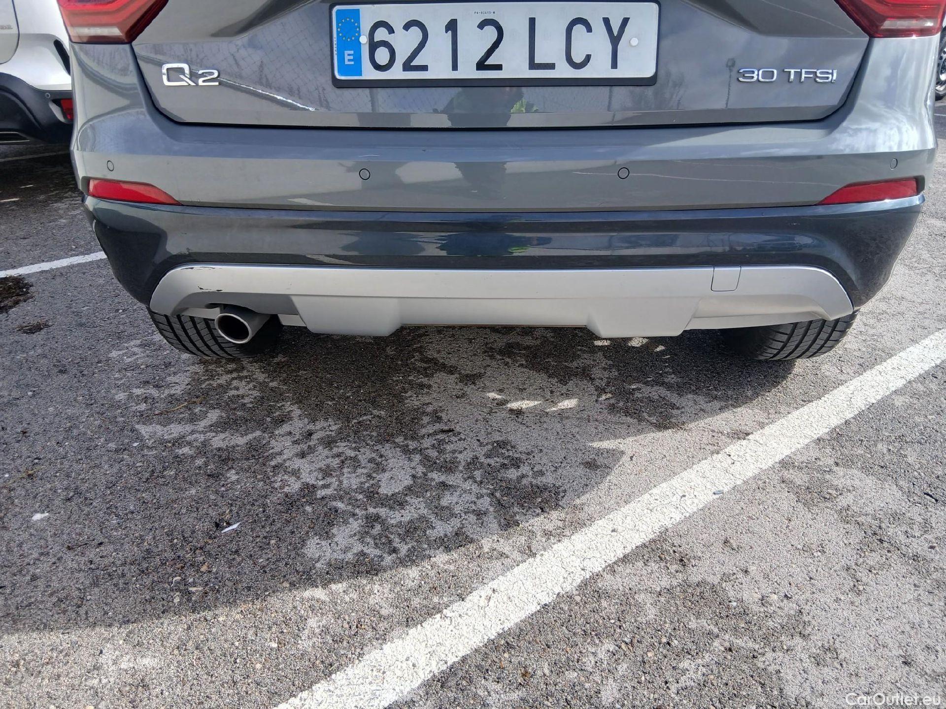  Audi  Q2 AUDI  / 2016 / 5P / todoterreno Design 30 TFSI 85kW (116CV) #26