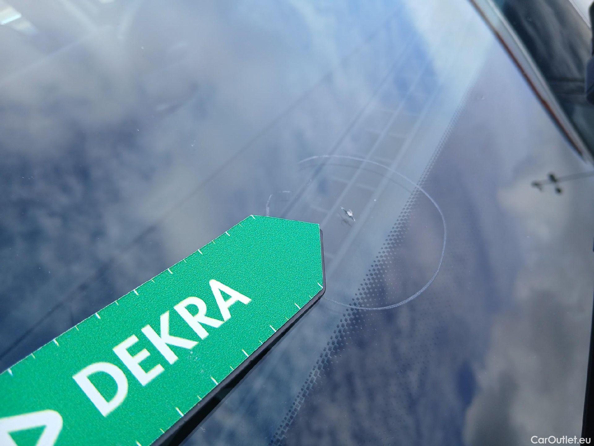  Audi  Q2 AUDI  / 2016 / 5P / todoterreno Design 30 TFSI 85kW (116CV) #2