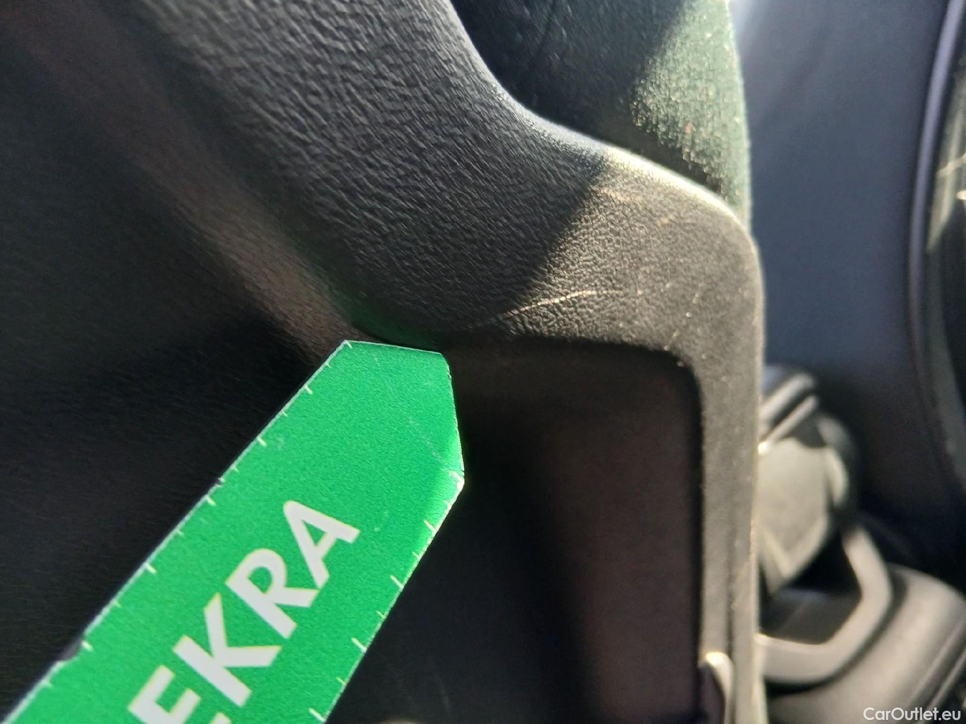  Bmw  X1 BMW  / 2019 / 5P / todoterreno sDrive18dA Corporate #24