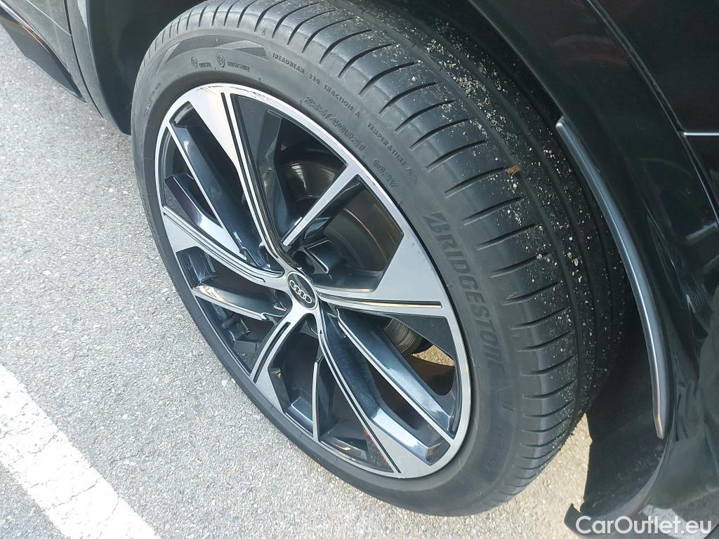  Audi  Q5 AUDI  SPORTBACK / 2020 / 5P / todoterreno Black line 40 TDI 150kW quattro-ultra #3