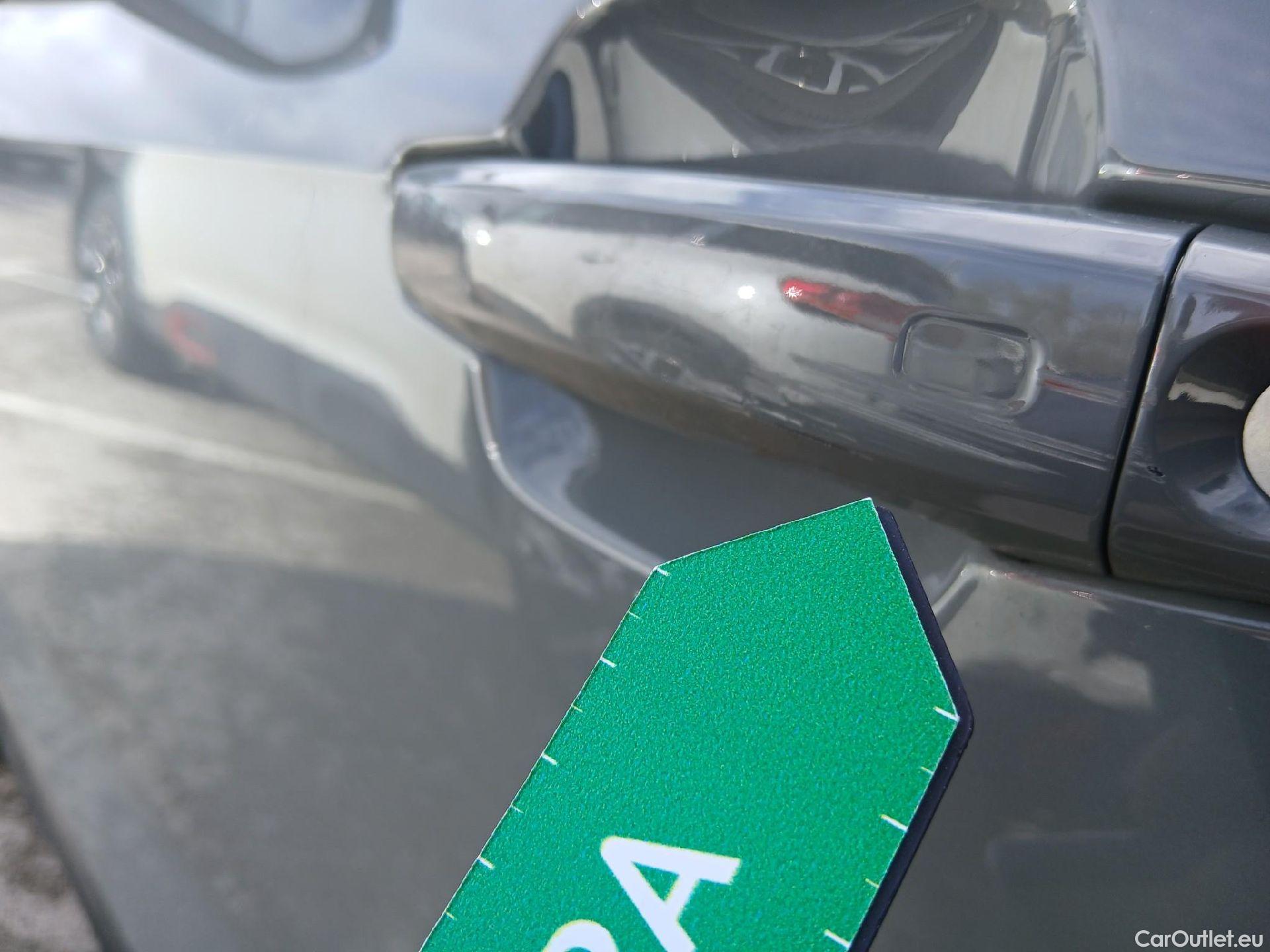  Audi  Q2 AUDI  / 2016 / 5P / todoterreno Design 30 TFSI 85kW (116CV) #14