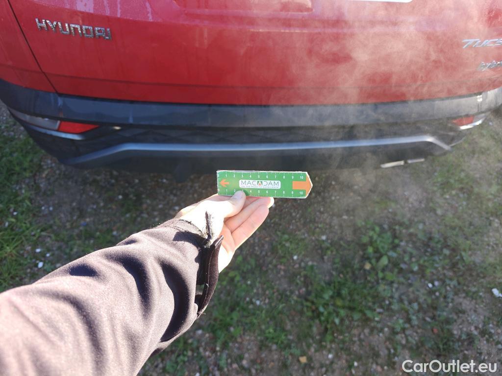  Hyundai  Tucson HYUNDAI  / 2020 / 5P / todoterreno 1.6 TGDI 169kW HEV Tecno Auto 2C #30