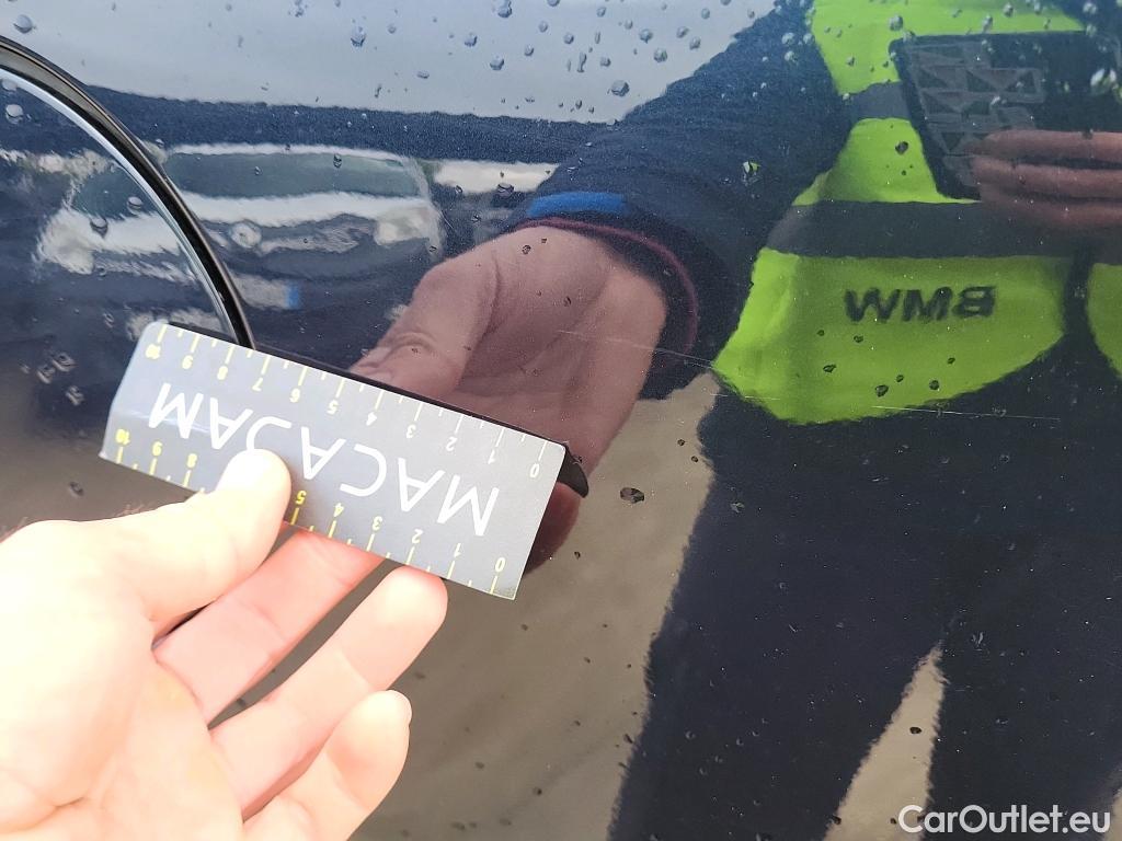  KIA  Niro KIA  / 2019 / 5P / crossover 1.6 GDi HEV 104kW (141CV) Drive #12