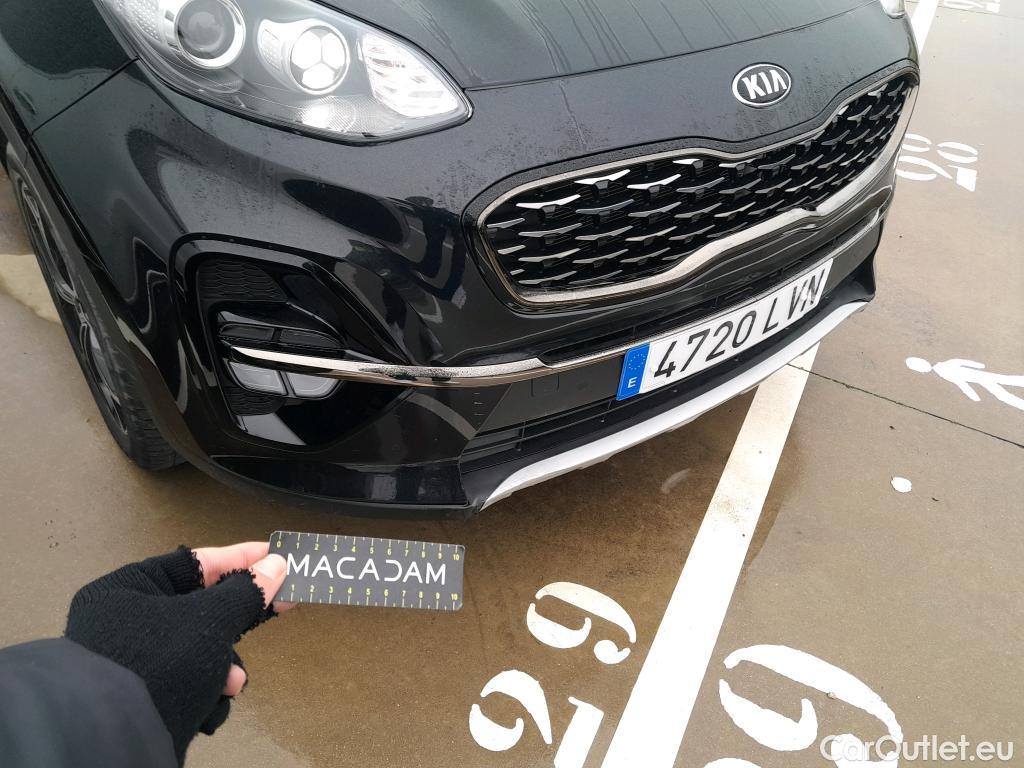  KIA  Sportage KIA  / 2018 / 5P / todoterreno 1.6 MHEV GT Line Essential 136CV DCT 4X2 #39