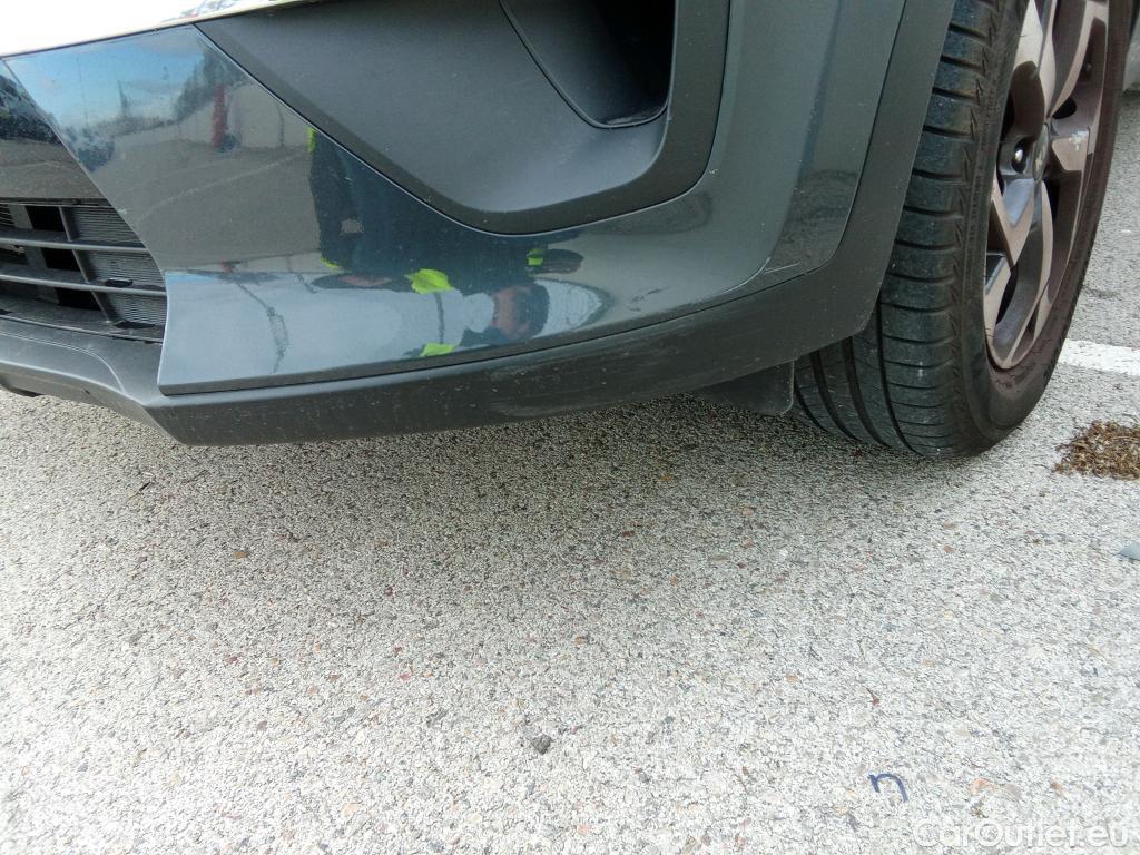  KIA  Sportage KIA  1.6MHEV Drive 100kW(136CV) 4x2(Crist Tintados) #33