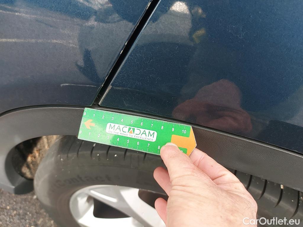  Mercedes  GLA MERCEDES-BENZ Clase  / 2017 / 5P / todoterreno  200 #14