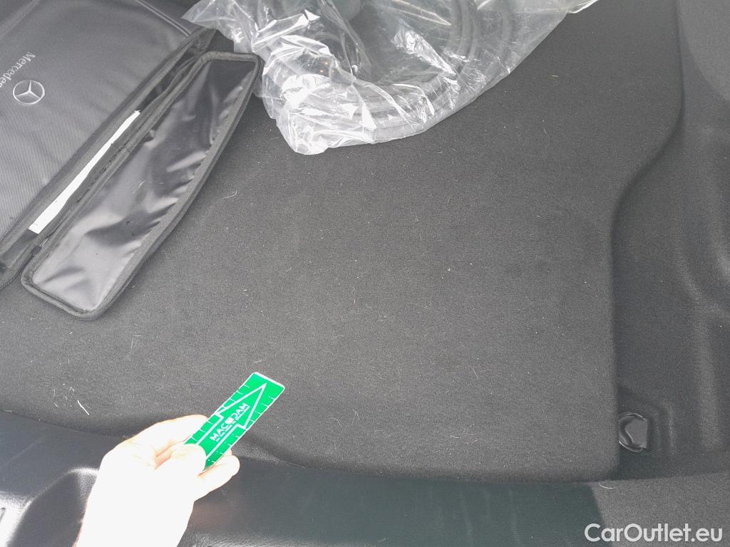  Mercedes  CLA-Klasse MERCEDES-BENZ CLA / 2019 / 4P / coupé CLA 250 e #18