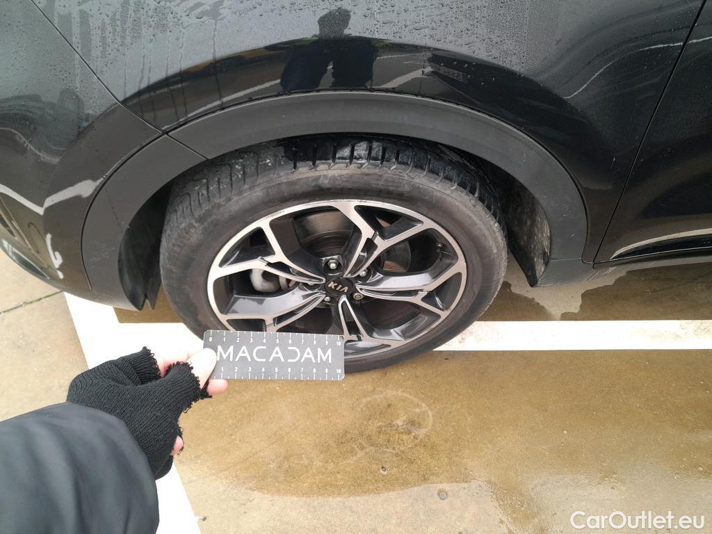  KIA  Sportage KIA  / 2018 / 5P / todoterreno 1.6 MHEV GT Line Essential 136CV DCT 4X2 #7