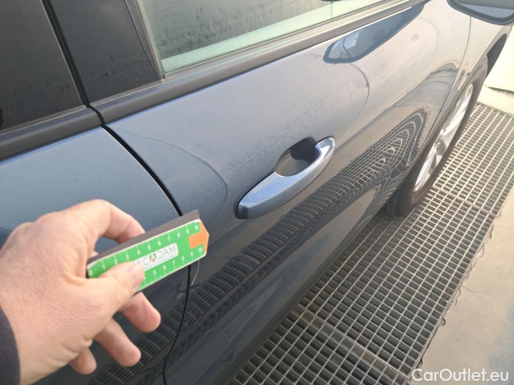  Ford  Kuga FORD  / 2019 / 5P / todoterreno Titanium 1.5T EcoBoost 110kW (150CV) #14