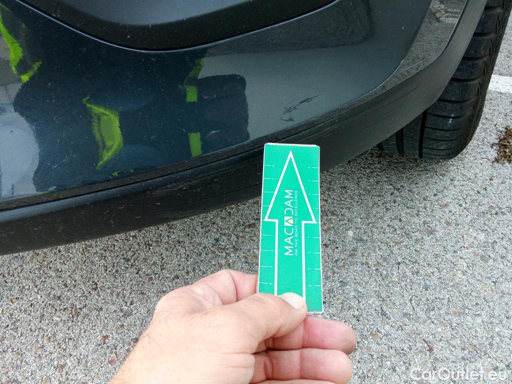  KIA  Sportage KIA  1.6MHEV Drive 100kW(136CV) 4x2(Crist Tintados) #29