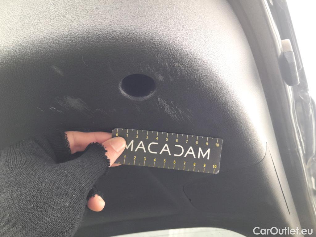  KIA  Sportage KIA  / 2018 / 5P / todoterreno 1.6 MHEV GT Line Essential 136CV DCT 4X2 #38