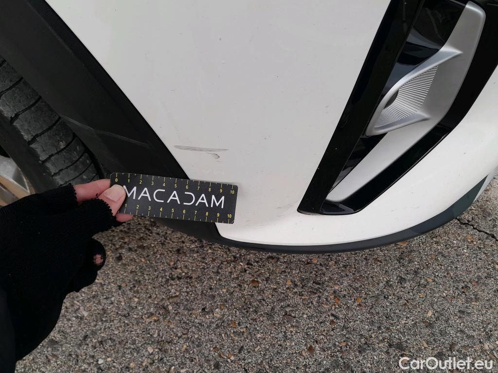  KIA  STONIC KIA  / 2017 / 5P / todoterreno 1.0 T-GDi 74kW (100CV) MHEV iMT Concept #14