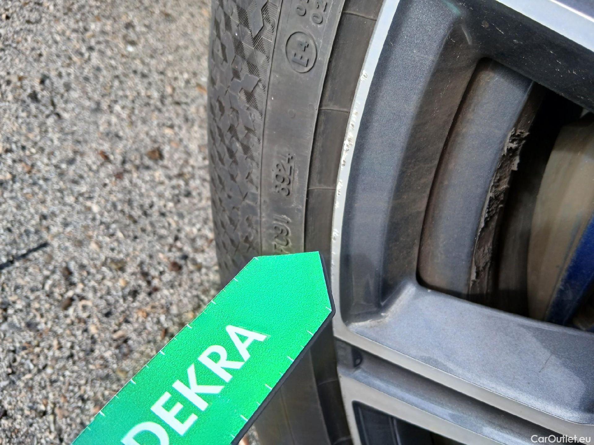  Bmw  X6 BMW  / 2019 / 5P / todoterreno xDrive40d #30