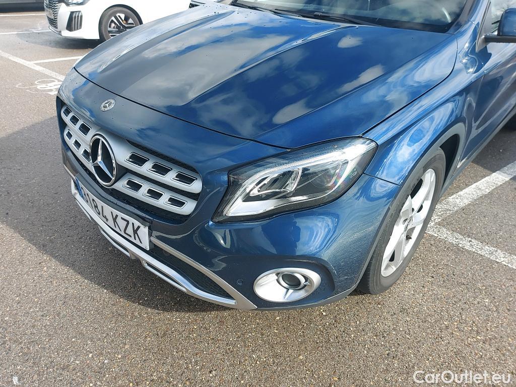  Mercedes  GLA MERCEDES-BENZ Clase  / 2017 / 5P / todoterreno  200 #31