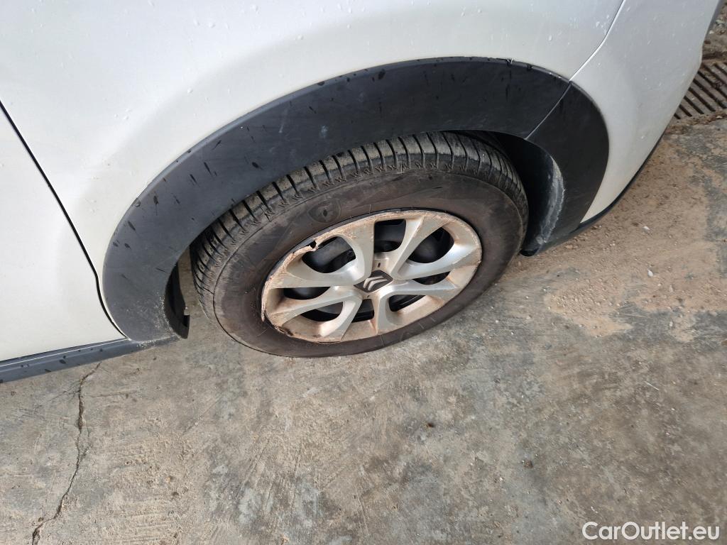  Citroen  C3 CITROEN  / 2016 / 5P / berlina con portón BlueHDi 73KW (100CV) S&S FEEL #34