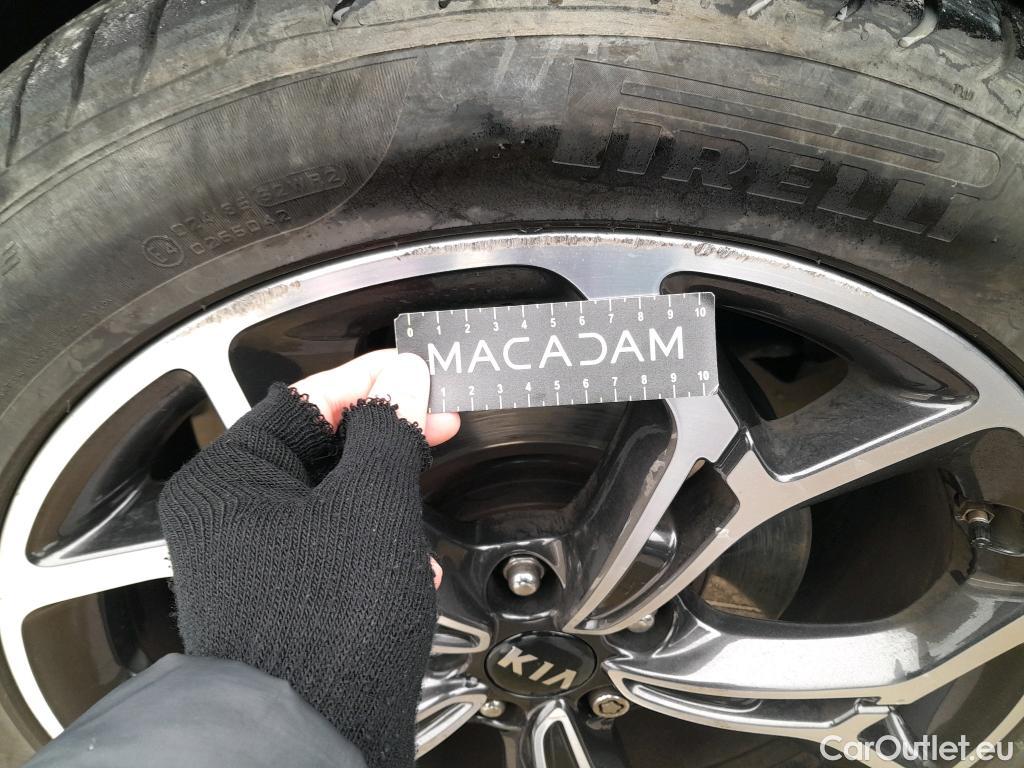  KIA  Sportage KIA  / 2018 / 5P / todoterreno 1.6 MHEV GT Line Essential 136CV DCT 4X2 #8