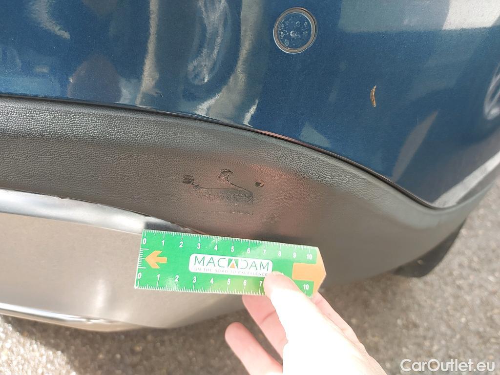  Mercedes  GLA MERCEDES-BENZ Clase  / 2017 / 5P / todoterreno  200 #23