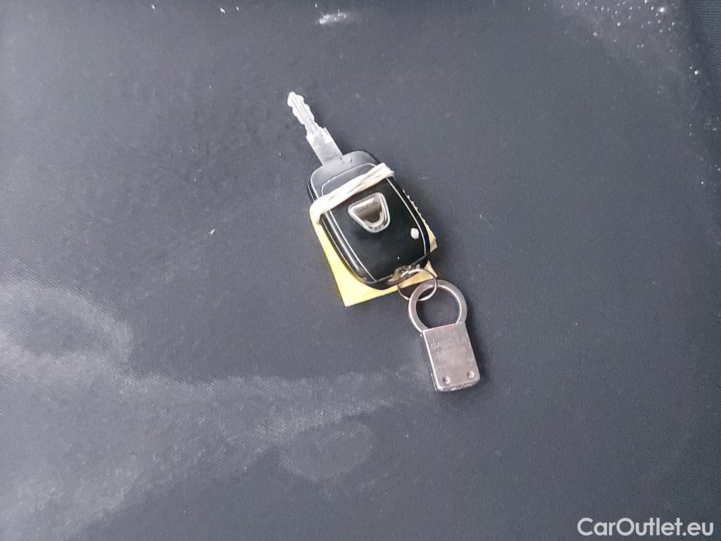  Dacia  Duster DACIA  / 2018 / 5P / todoterreno Essential TCE 74kW(100CV) ECO-G 4X2 #4