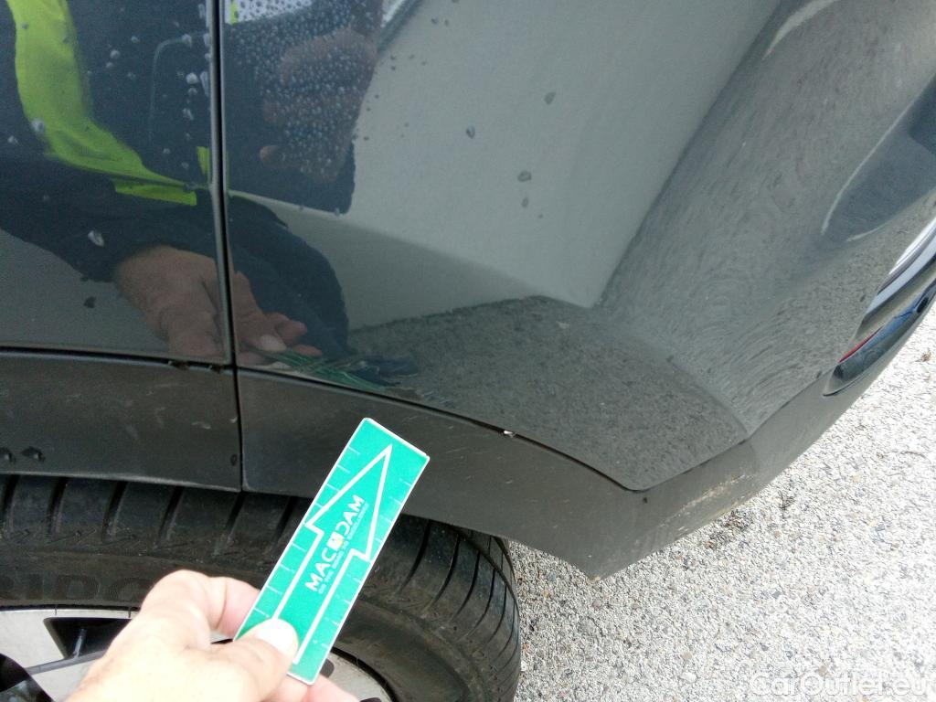  KIA  Sportage KIA  1.6MHEV Drive 100kW(136CV) 4x2(Crist Tintados) #26