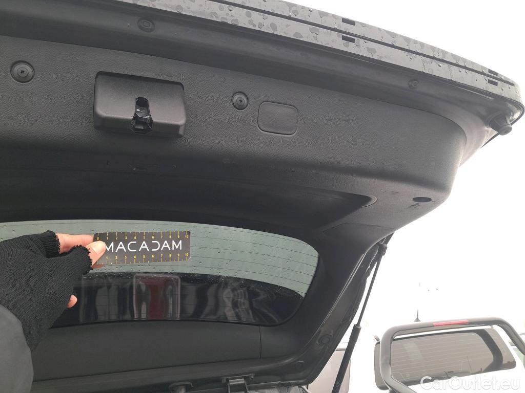  KIA  Sportage KIA  / 2018 / 5P / todoterreno 1.6 MHEV GT Line Essential 136CV DCT 4X2 #37