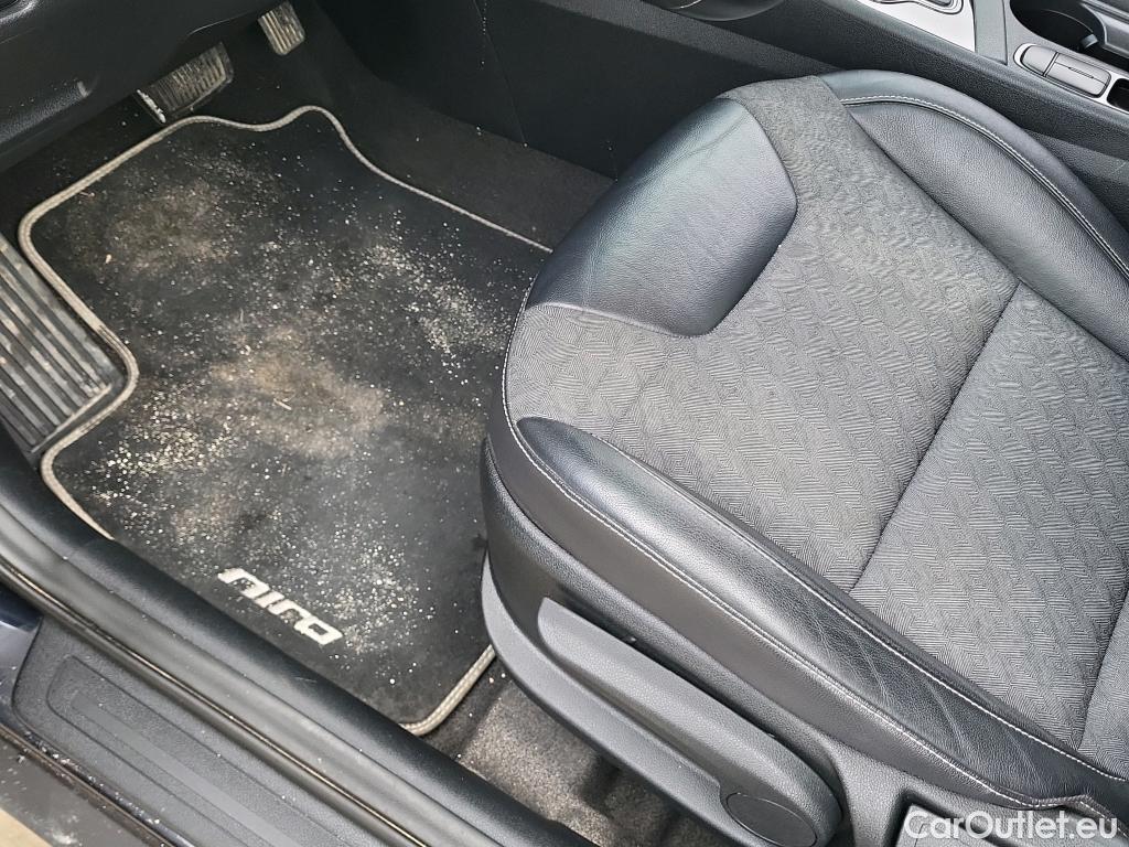  KIA  Niro KIA  / 2019 / 5P / crossover 1.6 GDi HEV 104kW (141CV) Drive #9