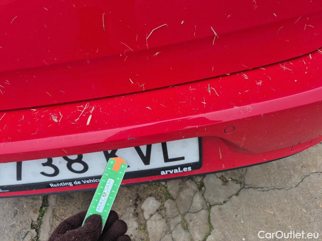  Volkswagen  Golf  VOLKSWAGEN / 2016 / 5P / berlina con portón Ready2Go 1.6 TDI 85kW (115CV) #6