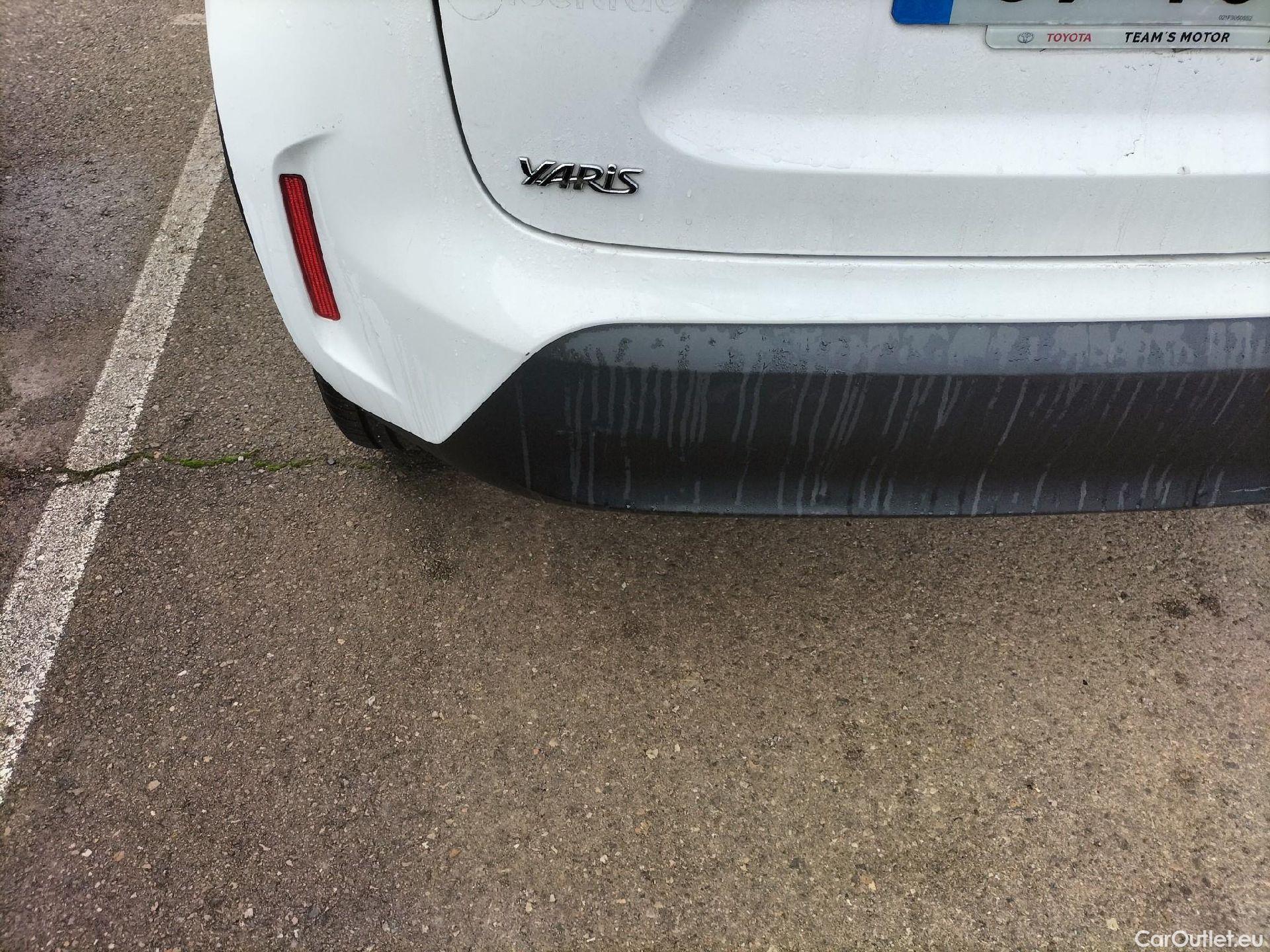  Toyota  Yaris Cross TOYOTA  / 2021 / 5P / todoterreno 1.5 120H Active Tech #26