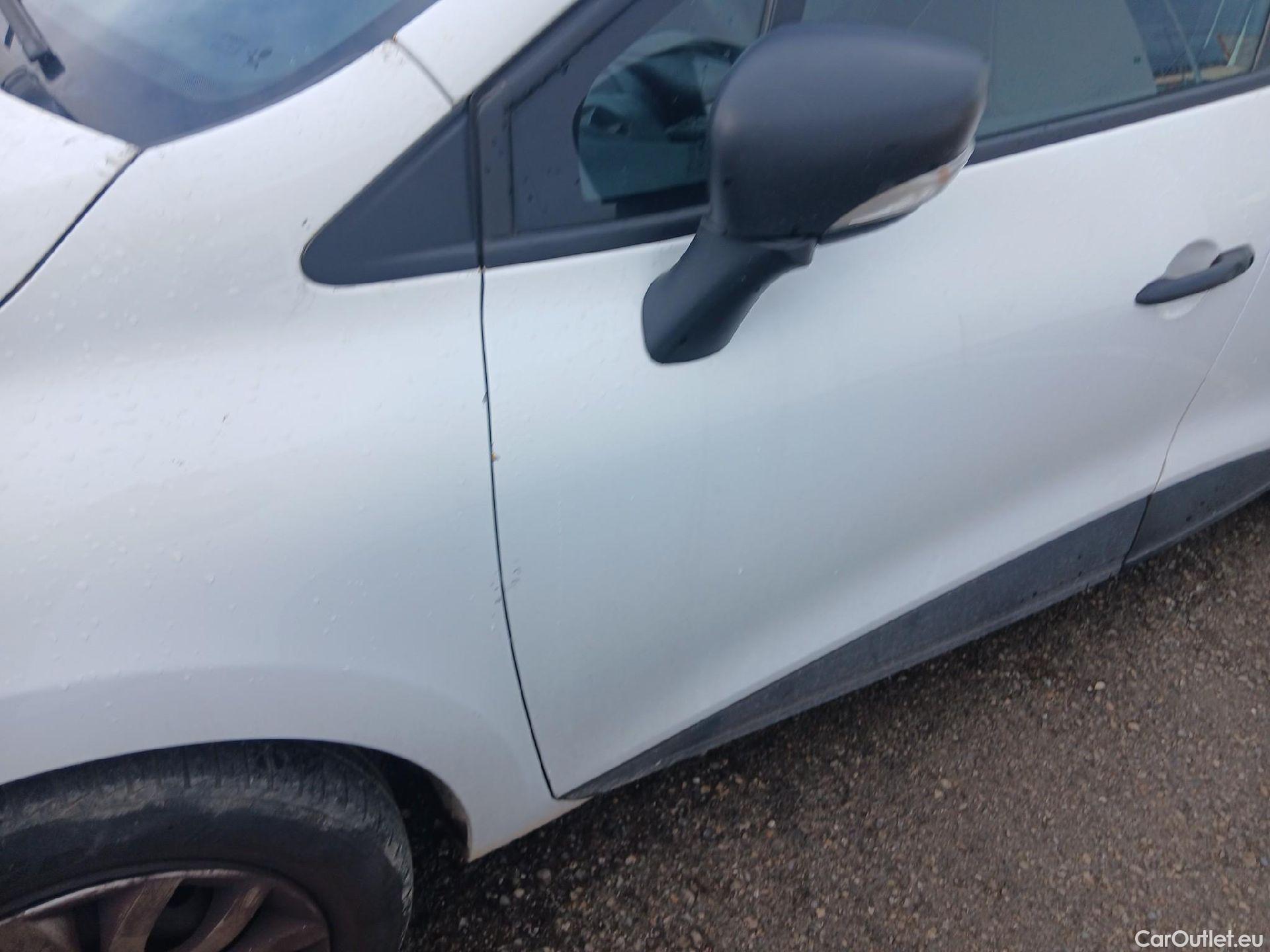  Renault  Clio RENAULT  / 2016 / 5P / berlina con portón Business TCe 66kW (90CV) GLP -18 #12