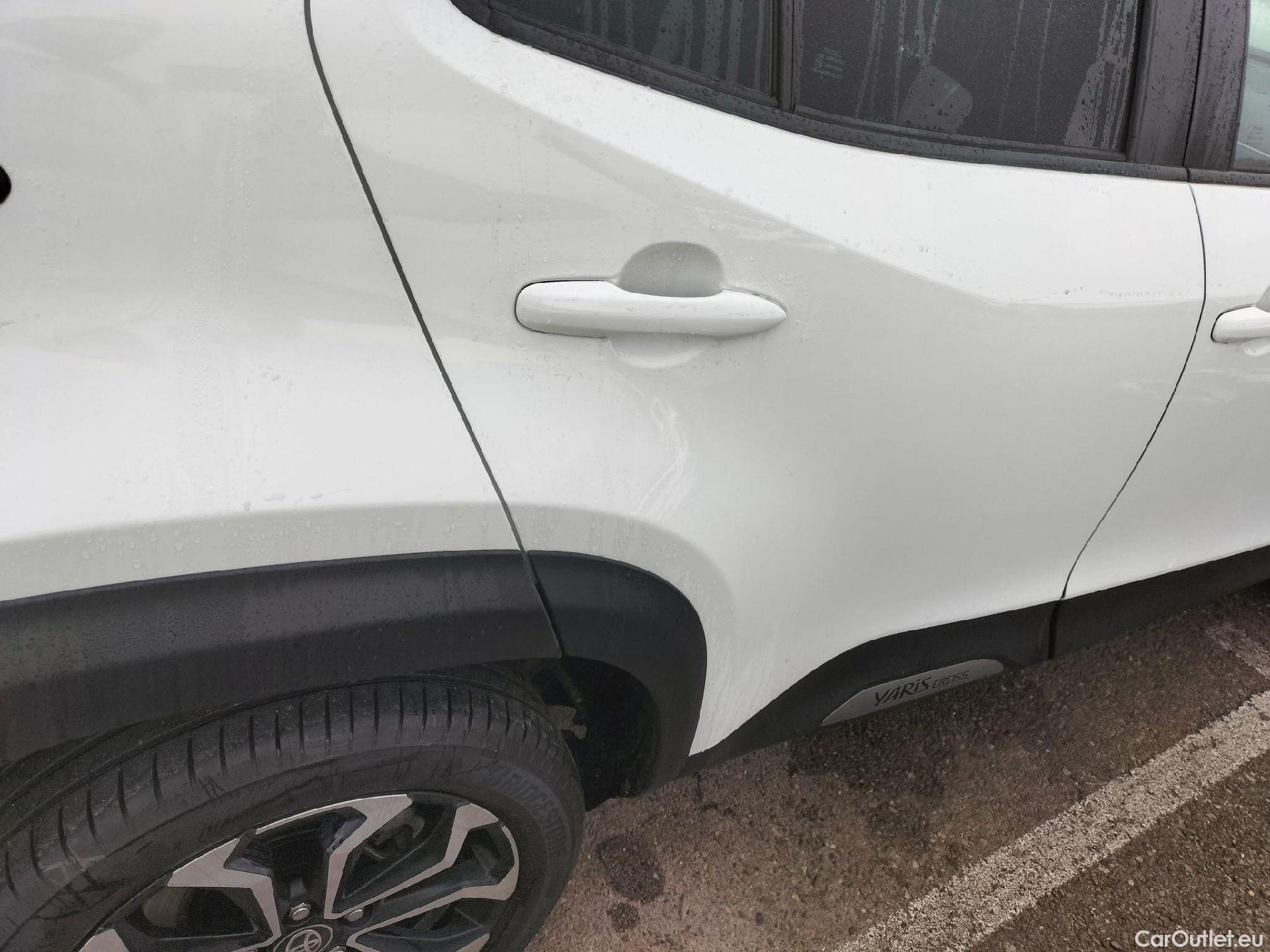  Toyota  Yaris Cross TOYOTA  / 2021 / 5P / todoterreno 1.5 120H Active Tech #30