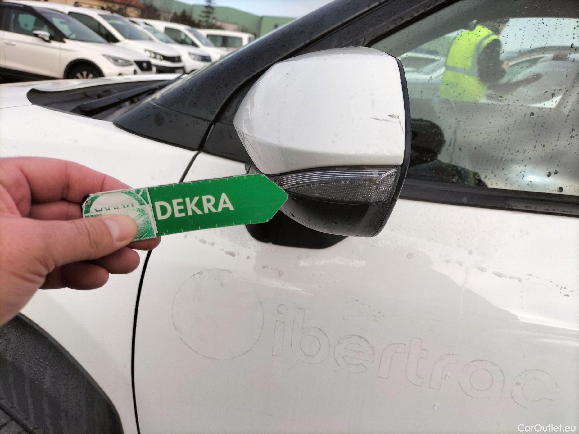  Toyota  Yaris Cross TOYOTA  / 2021 / 5P / todoterreno 1.5 120H Active Tech #16