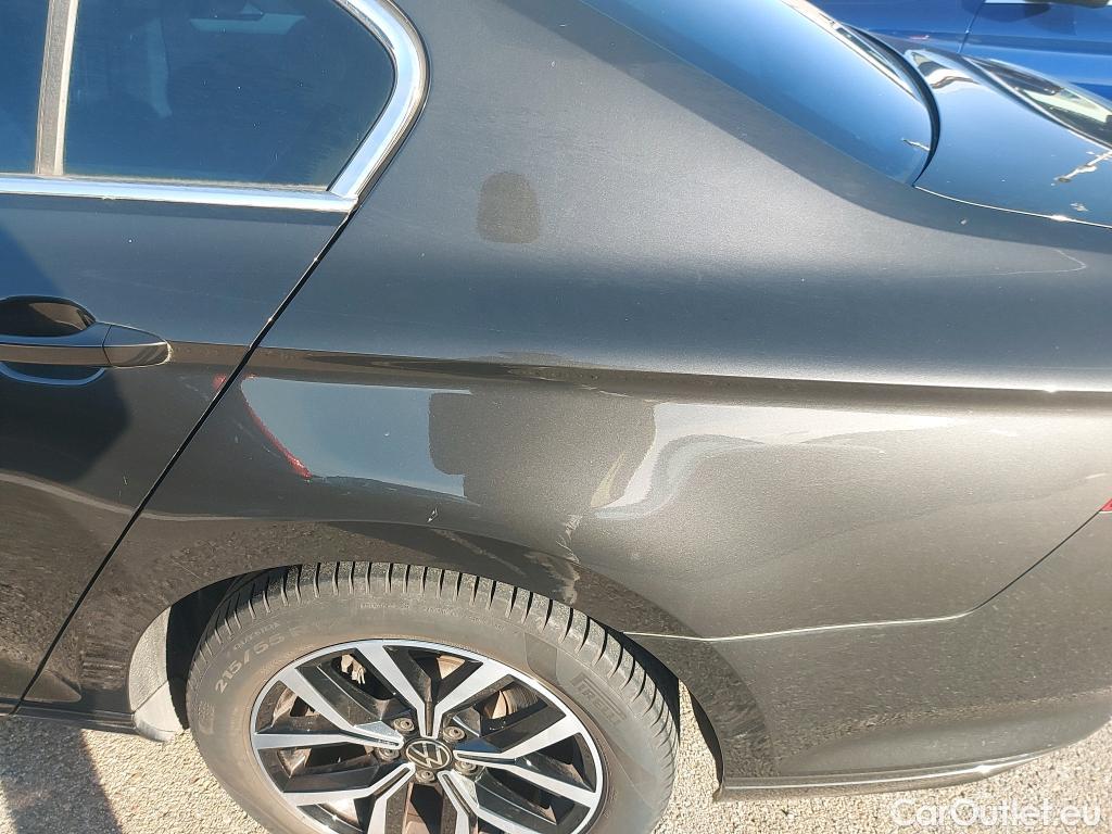  Volkswagen  Passat VOLKSWAGEN  / 2019 / 4P / sedán Executive 1.5 TSI 110kW (150CV) DSG #13