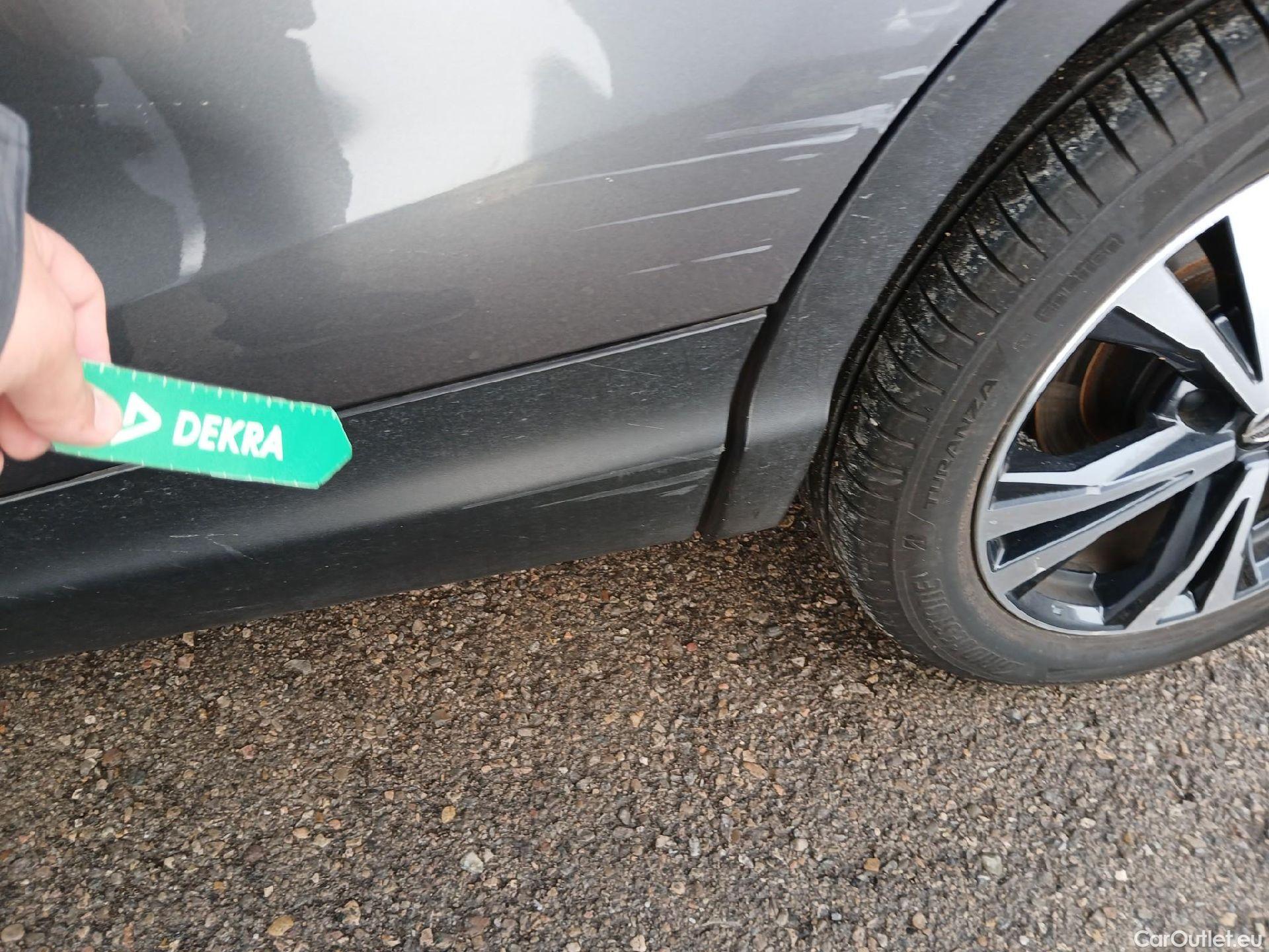  Nissan  Qashqai NISSAN  / 2017 / 5P / todoterreno DIG-T 103 kW (140 CV) E6D N-CONNECTA #28