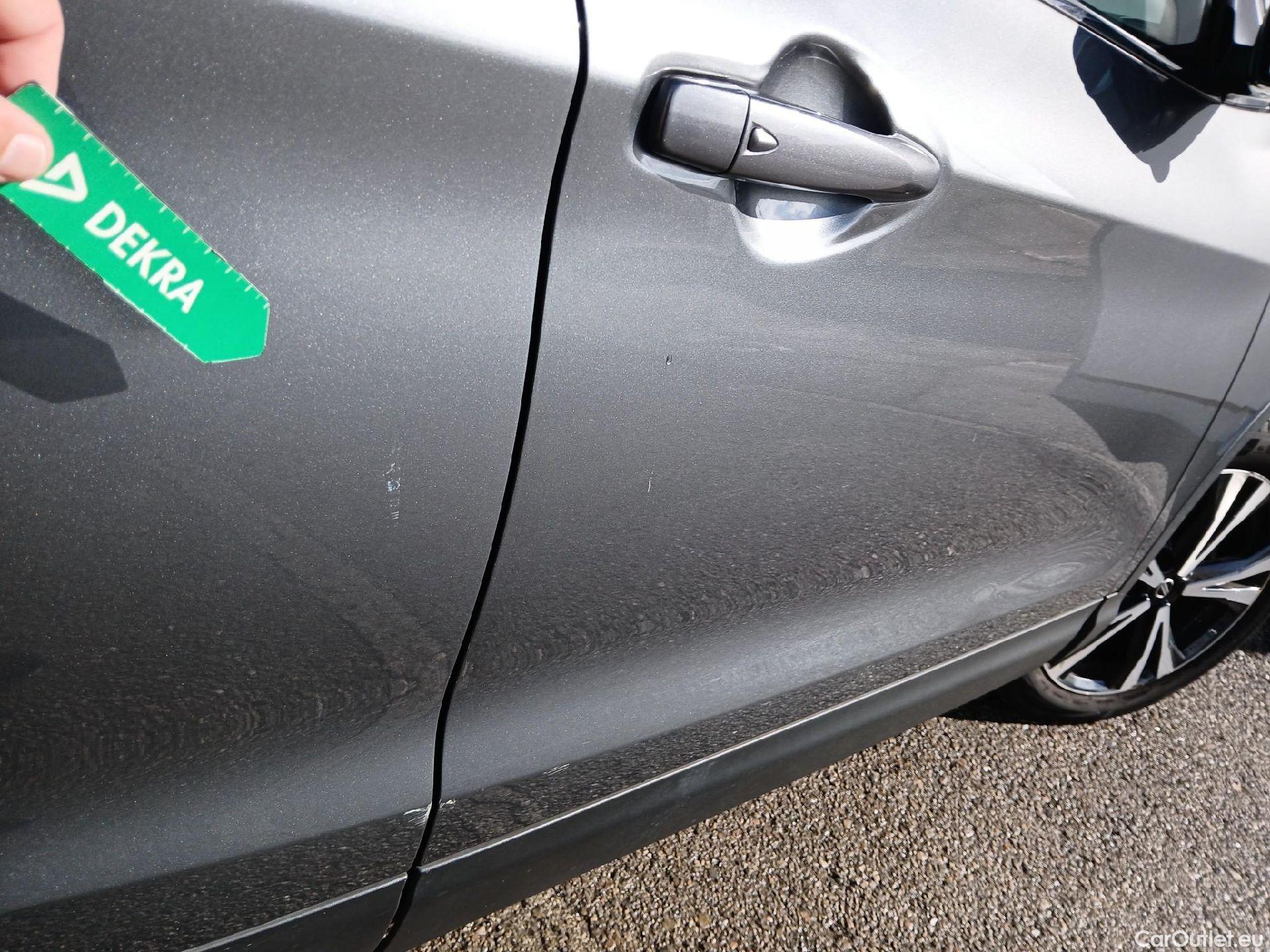  Nissan  Qashqai NISSAN  / 2017 / 5P / todoterreno DIG-T 103 kW (140 CV) E6D N-CONNECTA #46