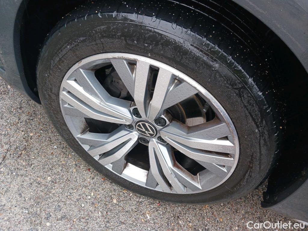  Volkswagen  Passat VOLKSWAGEN  / 2019 / 5P / familiar Alltrack 2.0 TDI 147kW (200CV) 4Mot DSG #3