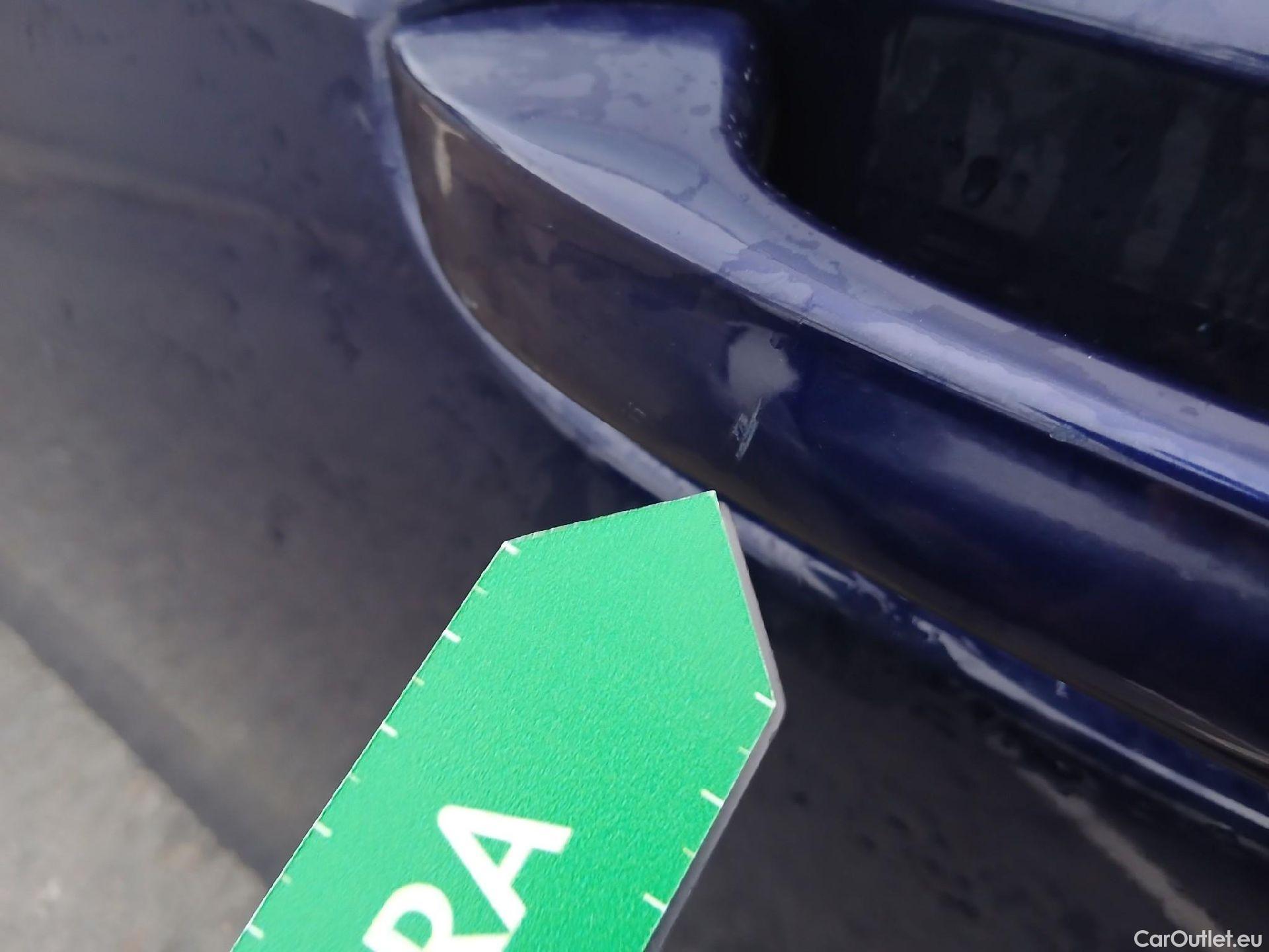  Volkswagen  Golf  VOLKSWAGEN / 2020 / 5P / berlina con portón 2.0 TDI 85kW (115CV) #11