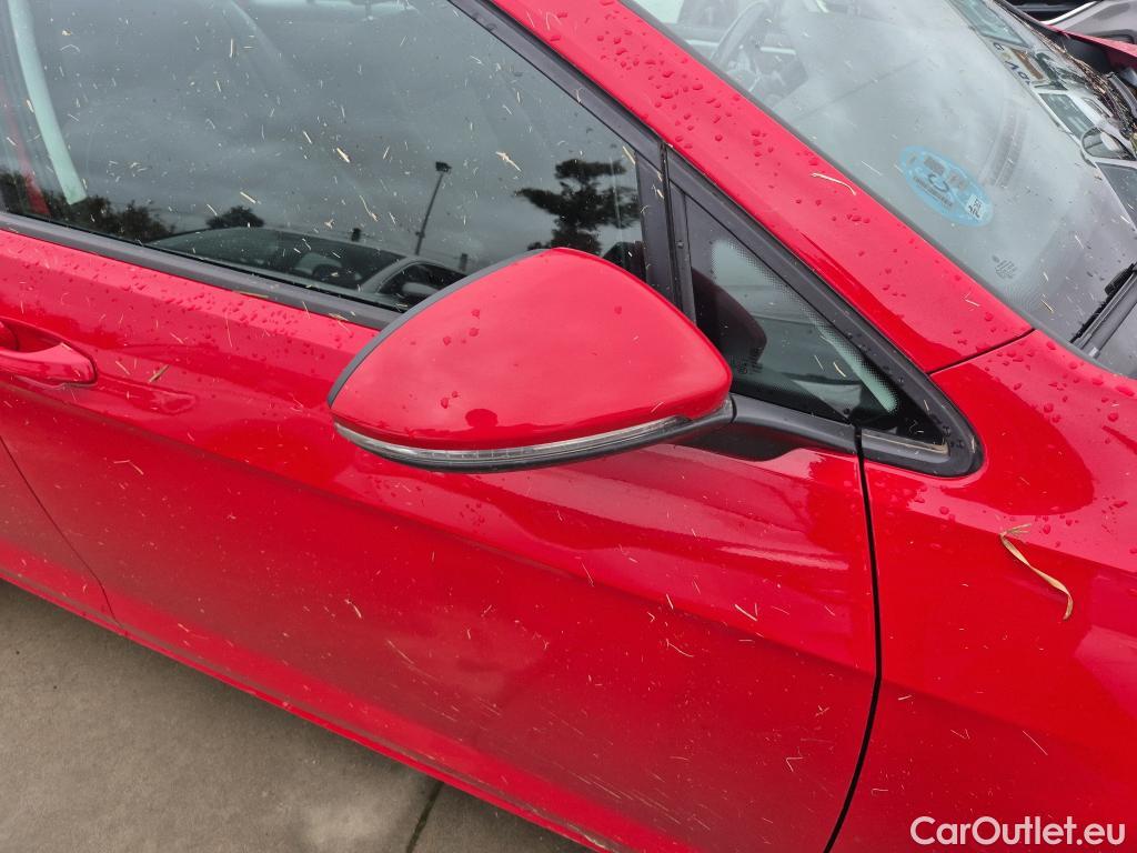  Volkswagen  Golf  VOLKSWAGEN / 2016 / 5P / berlina con portón Ready2Go 1.6 TDI 85kW (115CV) #17