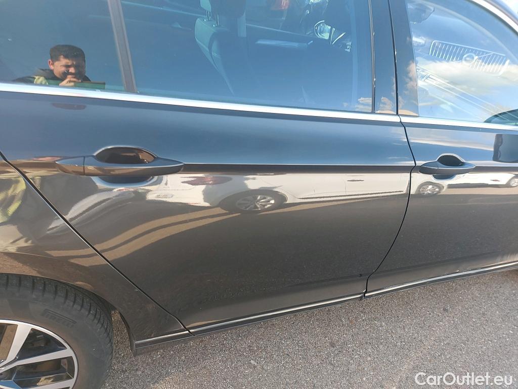  Volkswagen  Passat VOLKSWAGEN  / 2019 / 4P / sedán Executive 1.5 TSI 110kW (150CV) DSG #5