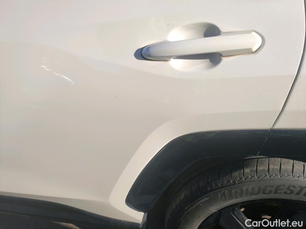  Toyota  RAV4 TOYOTA  / 2018 / 5P / todoterreno 2.5l 220H Feel! 4WD #5