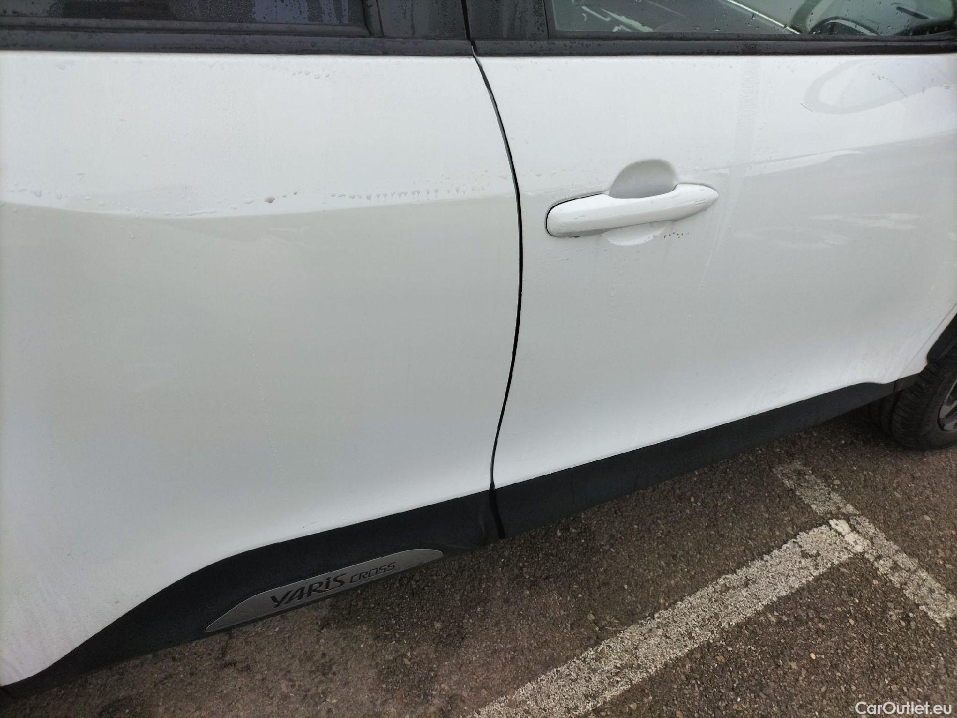  Toyota  Yaris Cross TOYOTA  / 2021 / 5P / todoterreno 1.5 120H Active Tech #31